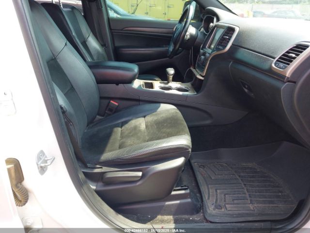2015 JEEP GRAND CHEROKEE 1C4RJFAGXFC711618 Photo 4