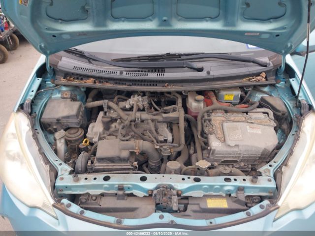 2012 TOYOTA PRIUS C JTDKDTB33C1021767 Photo 9