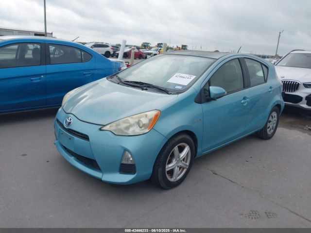 2012 TOYOTA PRIUS C JTDKDTB33C1021767 Photo 1