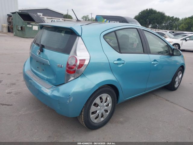 2012 TOYOTA PRIUS C JTDKDTB33C1021767 Photo 3