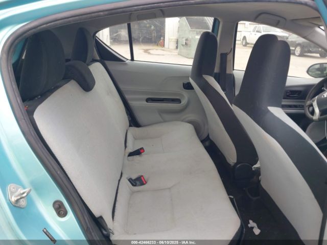 2012 TOYOTA PRIUS C JTDKDTB33C1021767 Photo 7