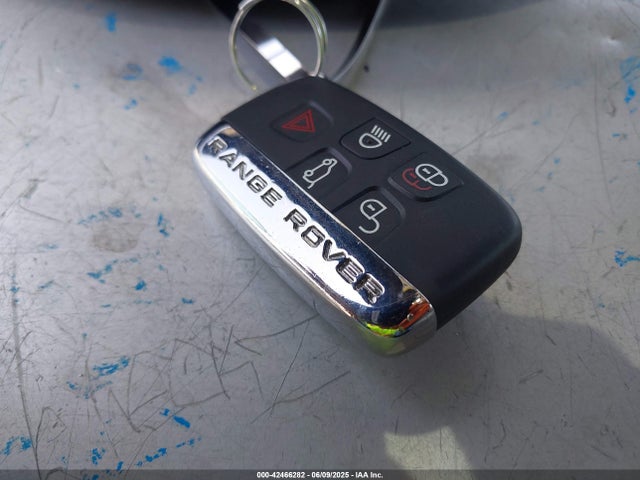 Land Rover aj20p 2018 SALYL2RX1JA747276 Image 11