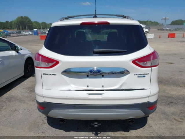 1FMCU9JX2GUC60514 Ford Escape Titanium