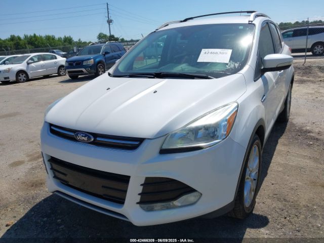 1FMCU9JX2GUC60514 Ford Escape Titanium