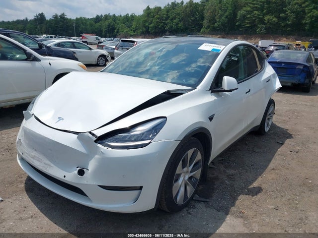 2022 TESLA MODEL Y 7SAYGAEE7NF384783 Photo 1