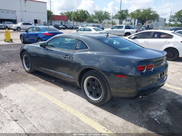 2013 CHEVROLET CAMARO 2G1FE1E33D9174332 Photo 2