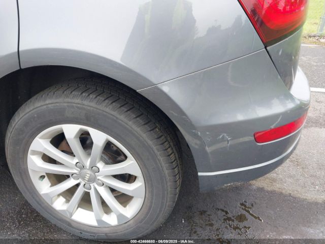 WA1LFAFP8EA010406 Audi Q5 2.0t Premium