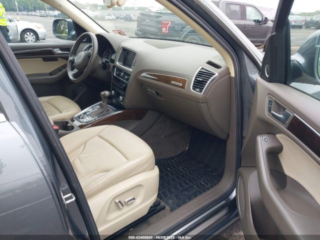 WA1LFAFP8EA010406 Audi Q5 2.0t Premium