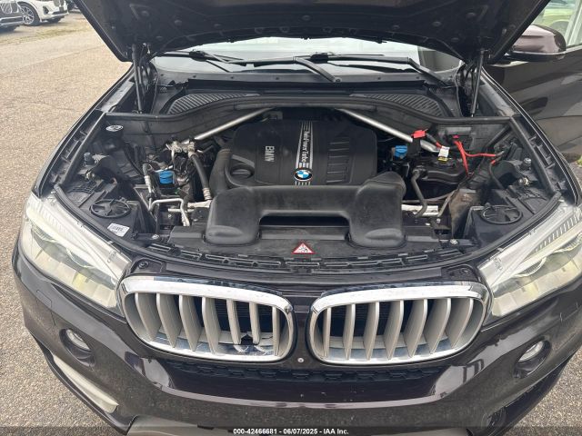 2014 BMW X5 5UXKS4C56E0J96615 Photo 9
