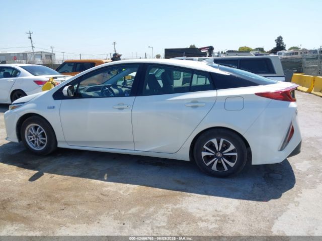 JTDKARFP4H3002276 Toyota Prius Prime Plus