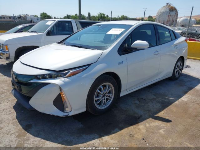 JTDKARFP4H3002276 Toyota Prius Prime Plus