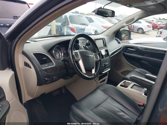 2C4RC1BG9ER242734 Chrysler 2014
