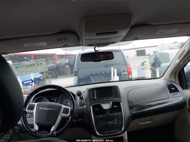 2C4RC1BG9ER242734 Chrysler 2014