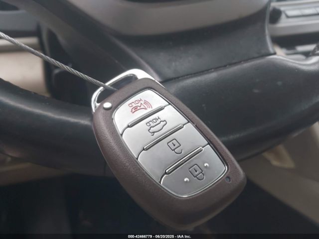 KMHD84LF0HU176225 Hyundai 2017