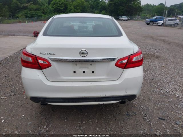 1N4AL3AP0HN313045 Nissan 2017