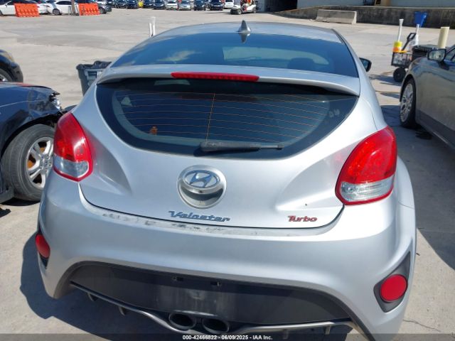 KMHTC6AE6GU291555 Hyundai Veloster Turbo