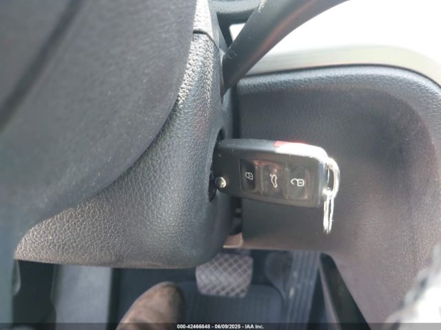 2013 VOLKSWAGEN PASSAT 1VWBN7A31DC056185 Photo 10