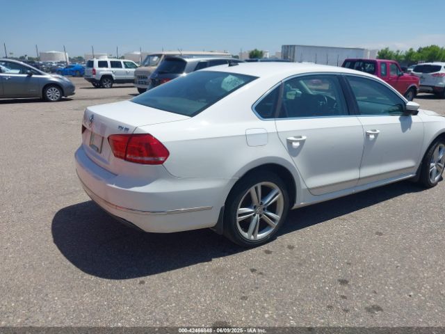 2013 VOLKSWAGEN PASSAT 1VWBN7A31DC056185 Photo 3