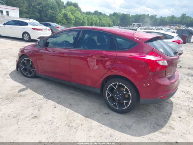 1FADP3K24EL367945 Ford FOCUS SE