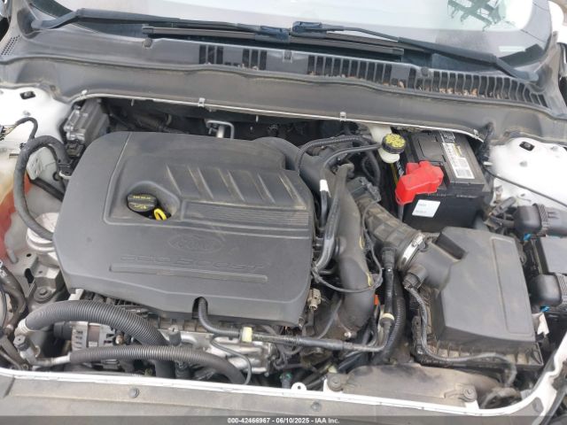 3FA6P0HD3GR212579 Ford FUSION SE