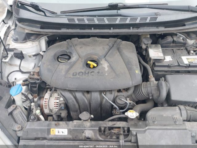 5NPDH4AE6FH560046 Hyundai ELANTRA SE