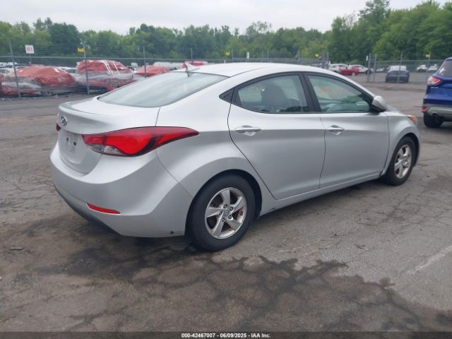 5NPDH4AE6FH560046 Hyundai ELANTRA SE