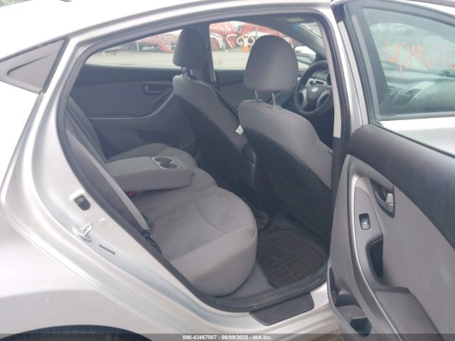 5NPDH4AE6FH560046 Hyundai ELANTRA SE