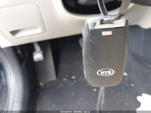 5XXGU4L35GG050384 KIA OPTIMA EX