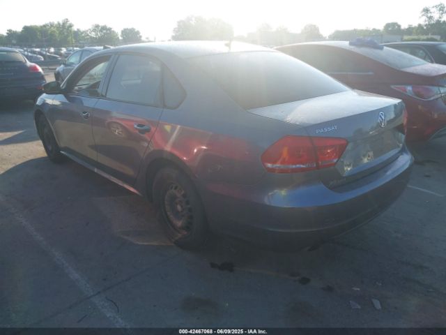 2014 VOLKSWAGEN PASSAT 1VWAT7A36EC052846 Photo 2