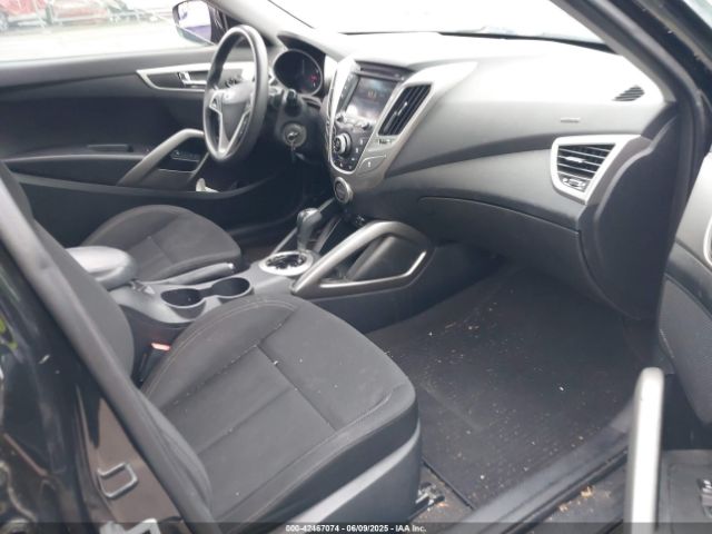 KMHTC6AD3FU238897 Hyundai Veloster