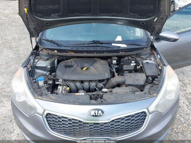 KIA FORTE LX 2016 KNAFK5A89G5630678 Image 10
