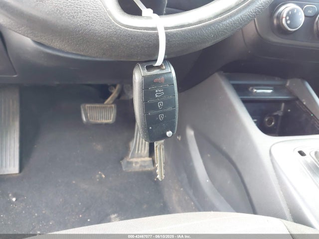 KIA FORTE LX 2016 KNAFK5A89G5630678 Image 11