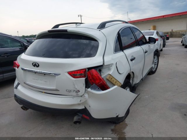 JN8CS1MU8GM671269 Infiniti QX70