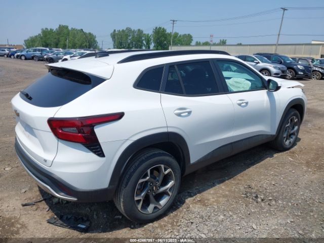 2024 CHEVROLET TRAX KL77LHE20RC076633 Photo 3