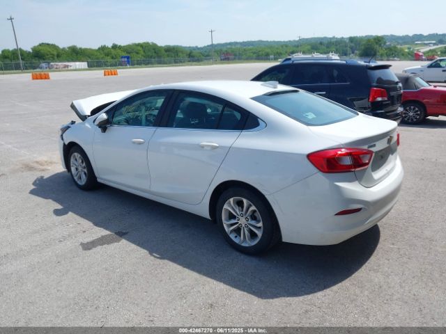 2019 CHEVROLET CRUZE 1G1BE5SMXK7107406 Photo 2