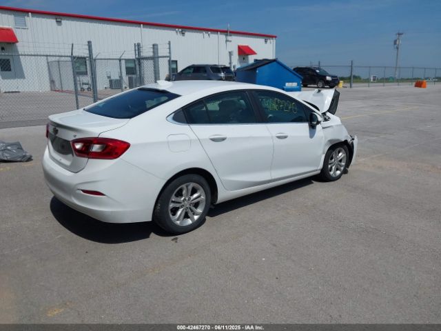 2019 CHEVROLET CRUZE 1G1BE5SMXK7107406 Photo 3