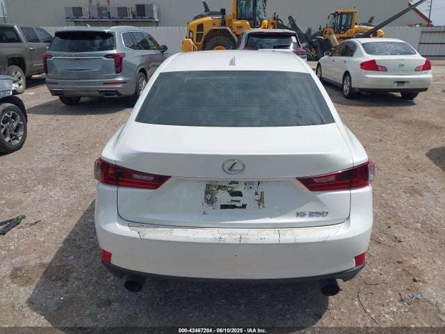 Lexus IS 250 2014 JTHBF1D29E5008969 Image 17
