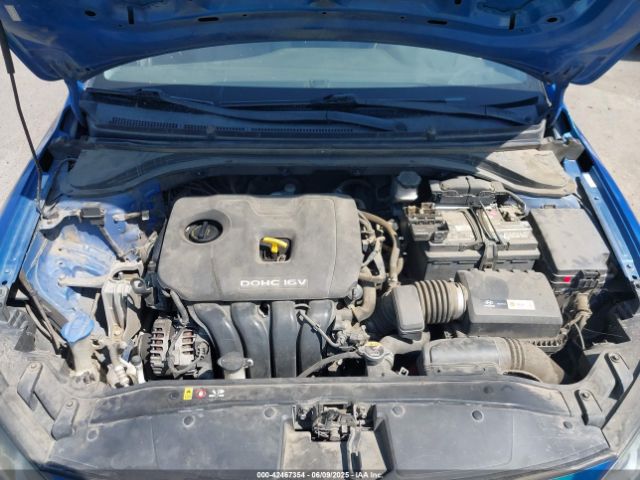 KMHD74LF6HU085902 Hyundai ELANTRA SE