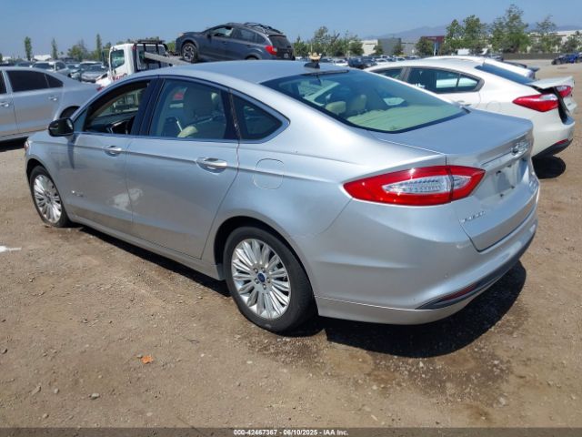 3FA6P0LU6ER270190 Ford Fusion Hybrid Se