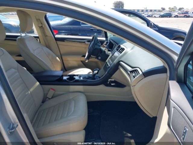 3FA6P0LU6ER270190 Ford Fusion Hybrid Se