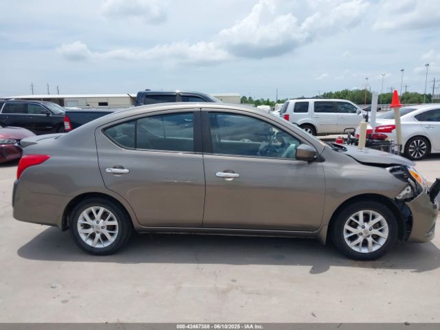 3N1CN7AP2GL917895 Nissan 2016