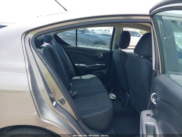 3N1CN7AP2GL917895 Nissan 2016