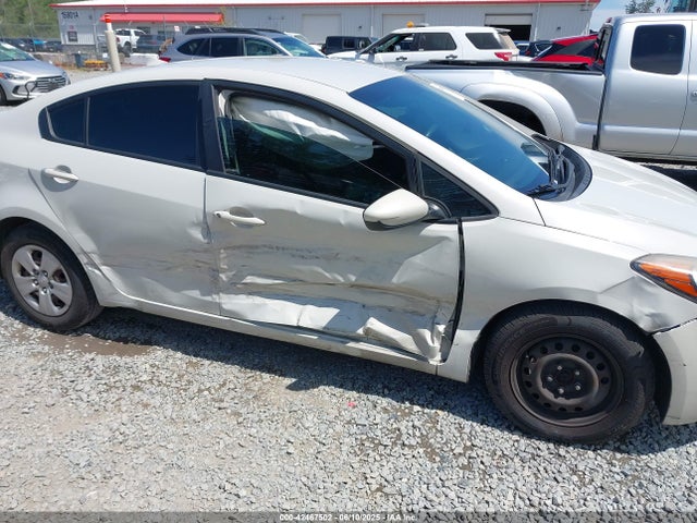KIA dohc mpi nu 2015 KNAFK4A61F5367027 Image 6
