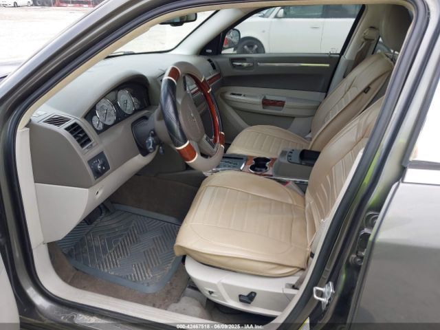 2008 CHRYSLER 300C 2C3KA63HX8H311148 Photo 4