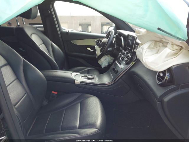 2019 MERCEDES-BENZ GLC 300 WDC0G4KB8KV193158 Photo 4