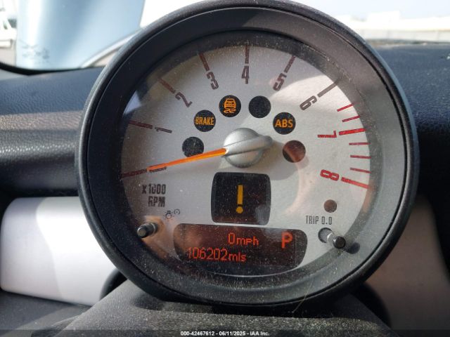 2011 MINI COOPER WMWSU3C54BTX95896 Photo 6