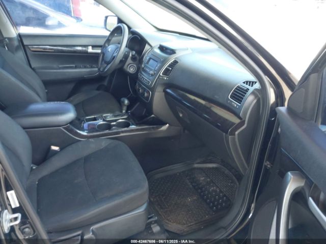 5XYKT3A6XFG607210 KIA SORENTO LX