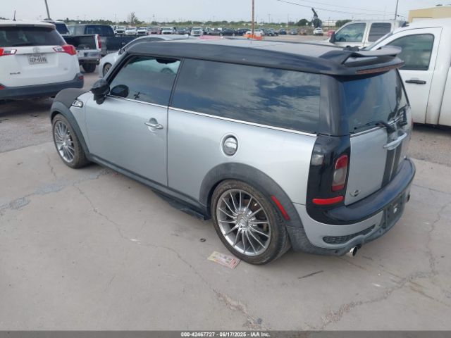 2009 MINI COOPER S CLUBMAN WMWMM33539TP90210 Photo 2