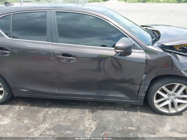 JTHKD5BH7E2188605 Lexus CT 200H