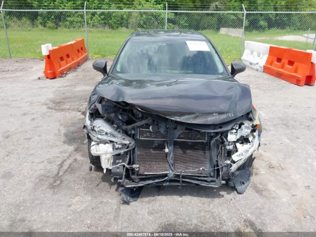 JTHKD5BH7E2188605 Lexus CT 200H